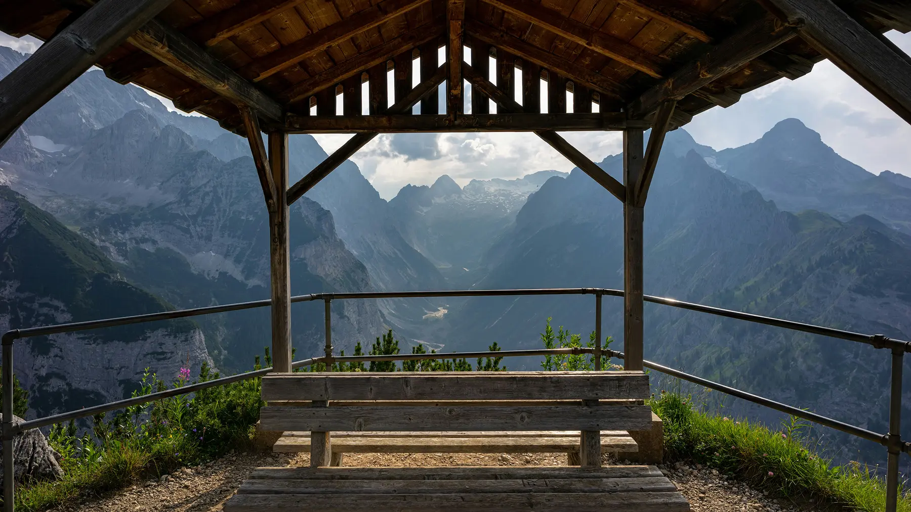 This is a test image caption