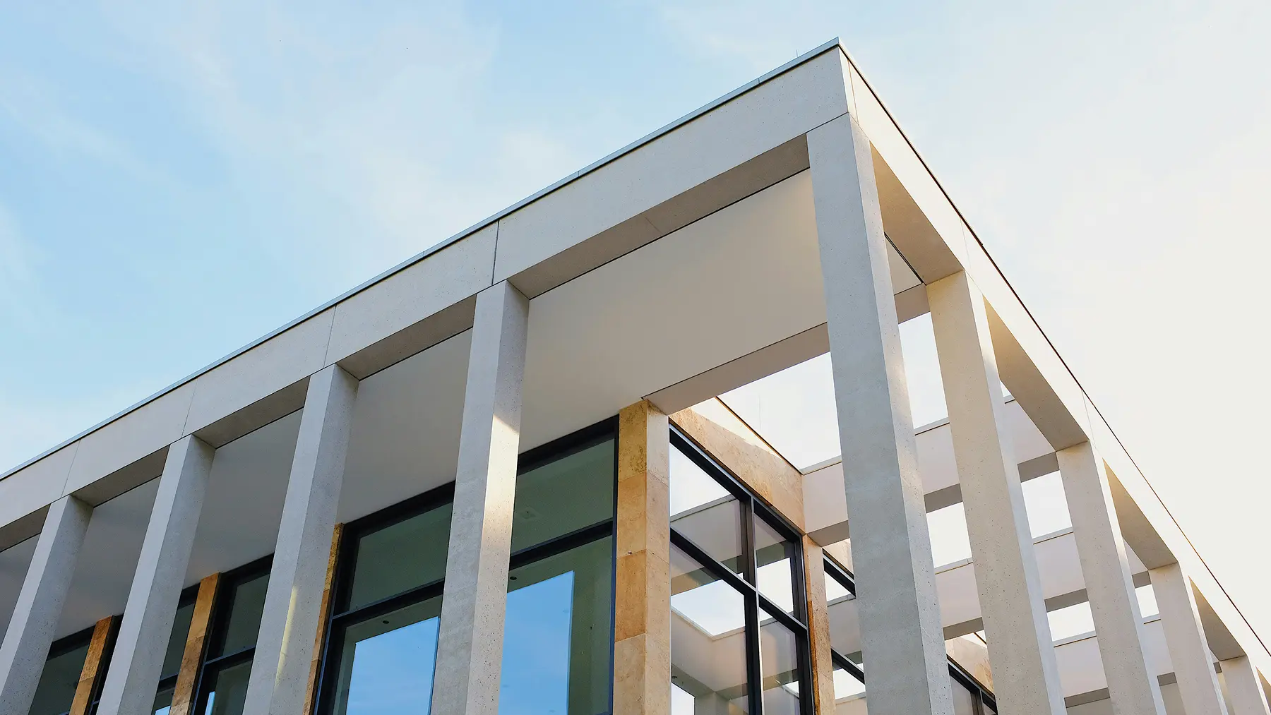 This is a test image caption